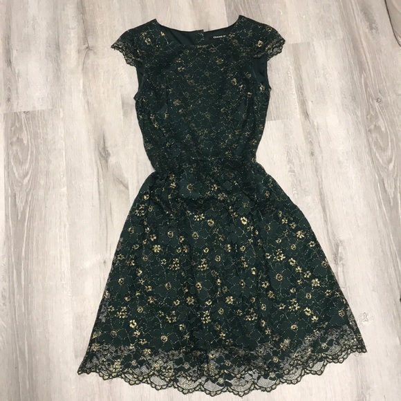 Gianni Bini Dresses & Skirts - Gianni Bini Cap Sleeve Dress